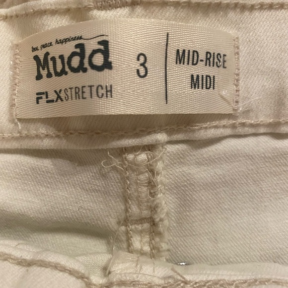 White Mudd Denim Shorts High-Rise Size 3 - Picture 3 of 4